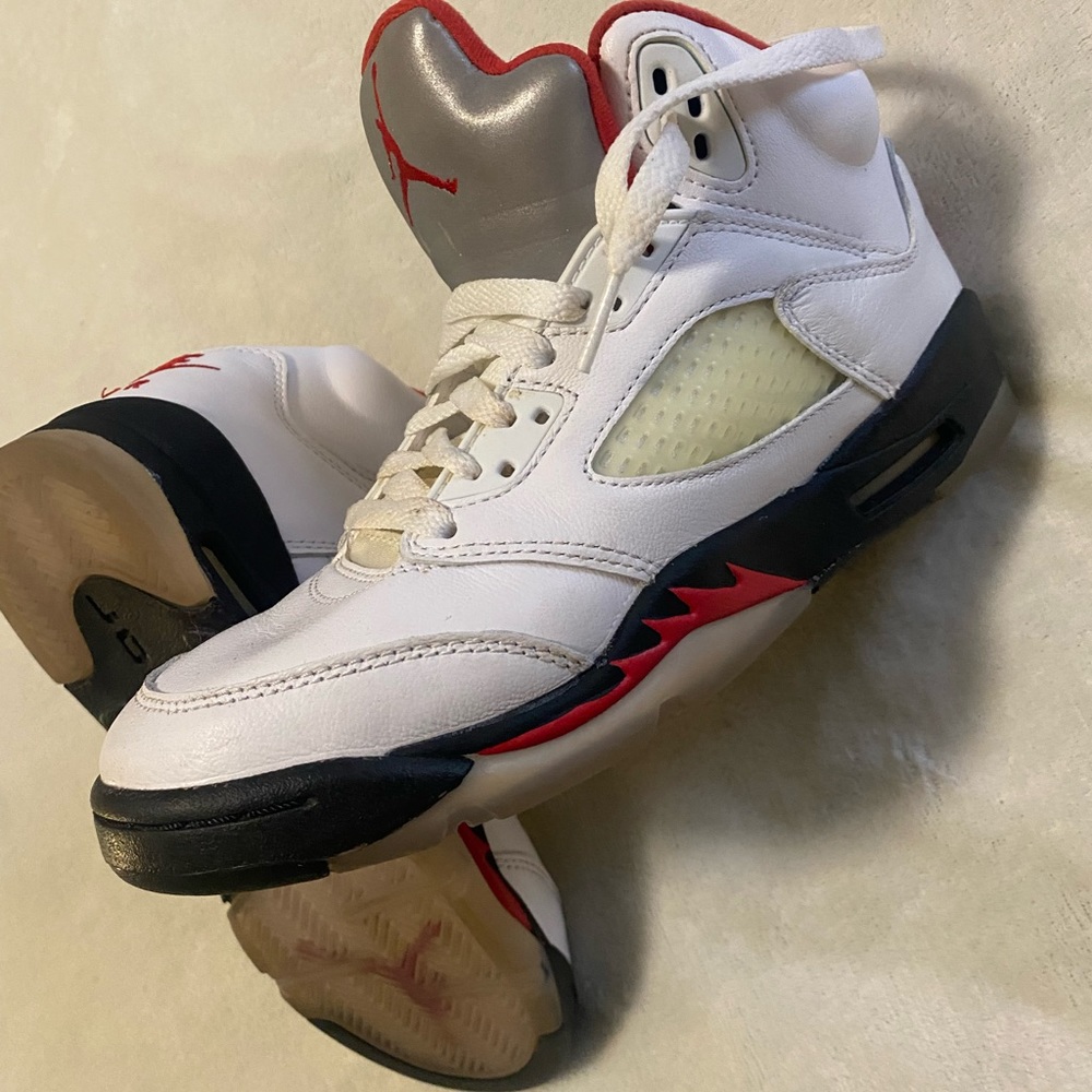🏀 Jordan Retro 5 - Picture 2 of 14
